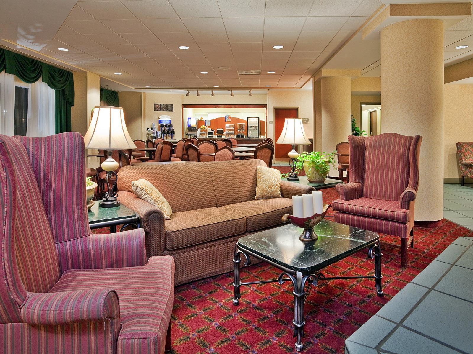 Holiday Inn Express Greenville By Ihg Экстерьер фото